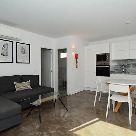 Charming Loft In With Pool Area Διαμέρισμα