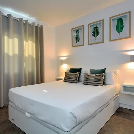 Διαμέρισμα Charming Loft In With Pool Area *