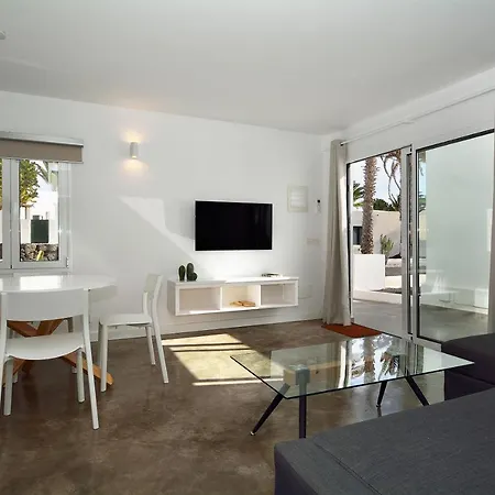 Charming Loft In With Pool Area Costa Teguise